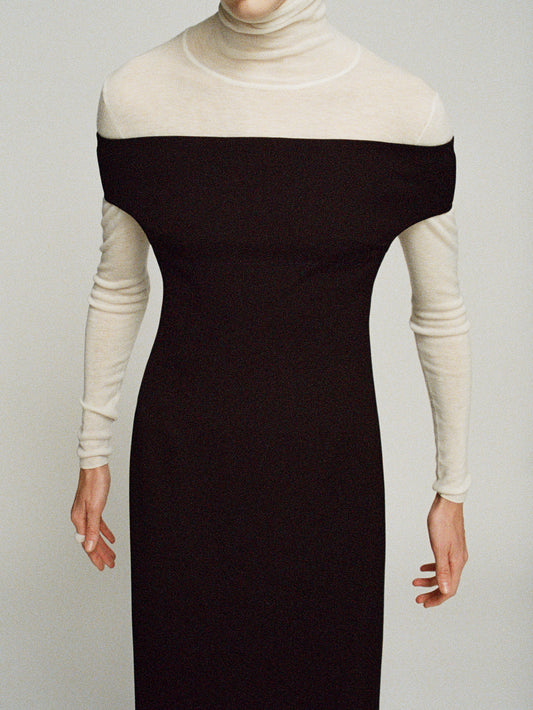 Lola extrafine merino wool turtleneck