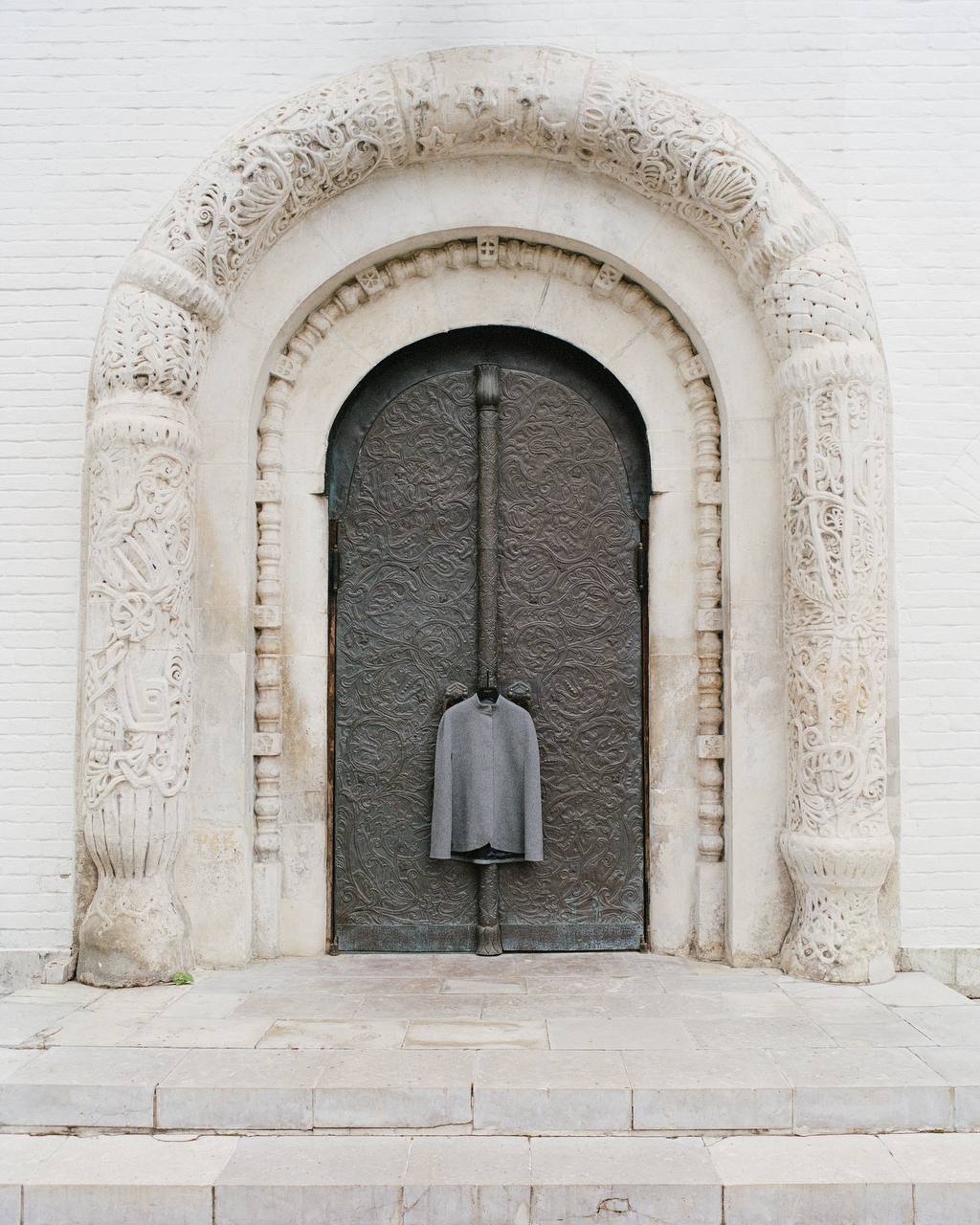 Mika mini cape