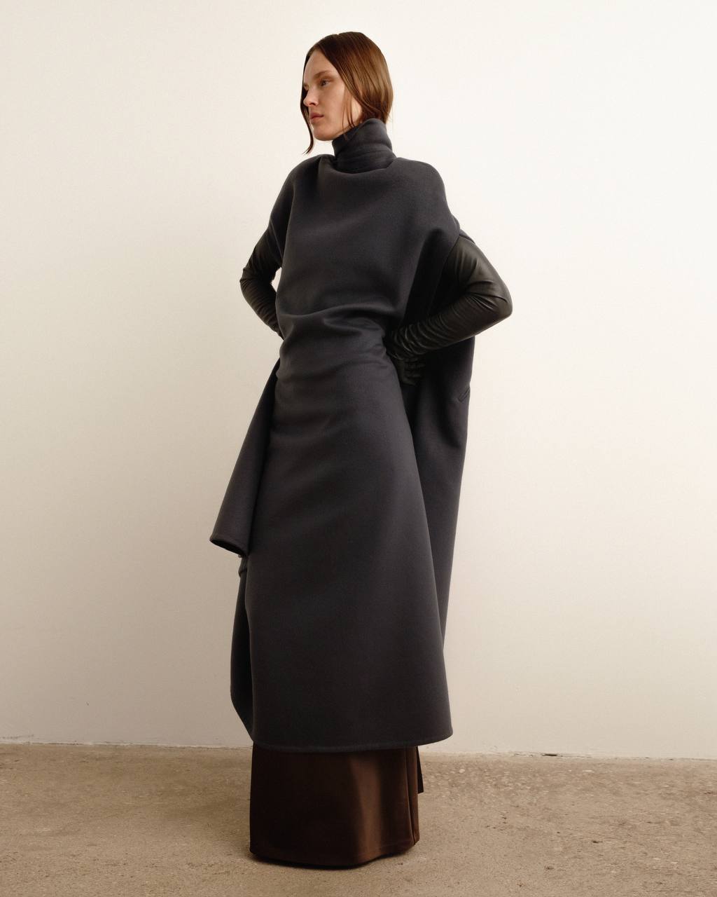 Constancia cashmere cape