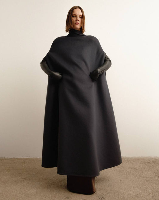 Constancia cashmere cape