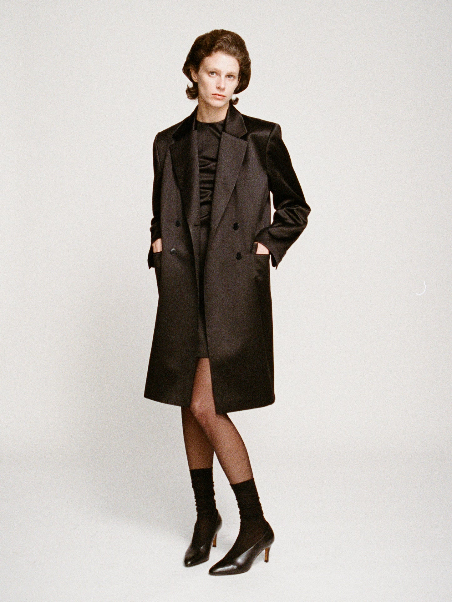 Domenique elongated silk blazer